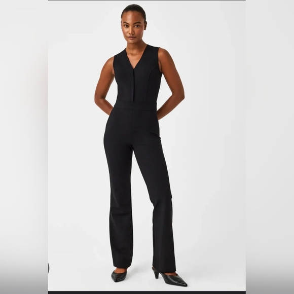 SPANX Pants - SPANX Perfect Sleeveless Jumpsuit in clasic black size‎ large new